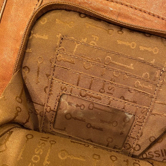Fossil Leather Crossbody Purse - Picture 5 of 6